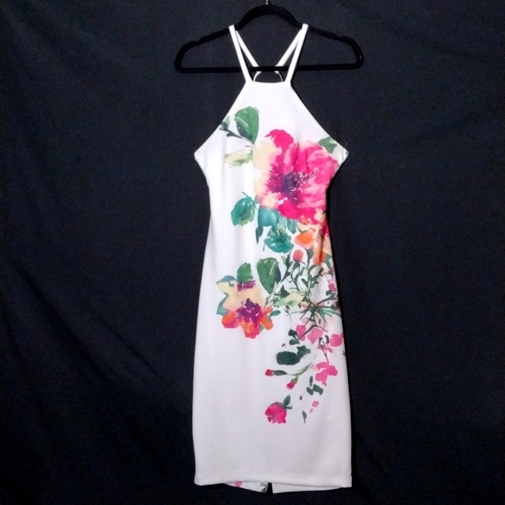 Bisou Bisou Unique NWOT White Floral Sleeveless Strappy Back Dress Size 6